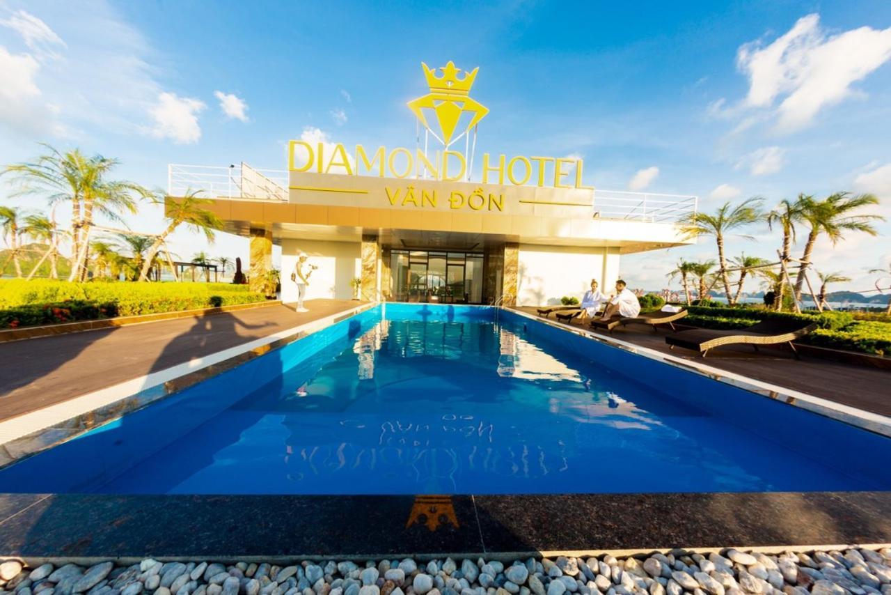 Diamond Hotel Vân Đồn Cam Pha Extérieur photo
