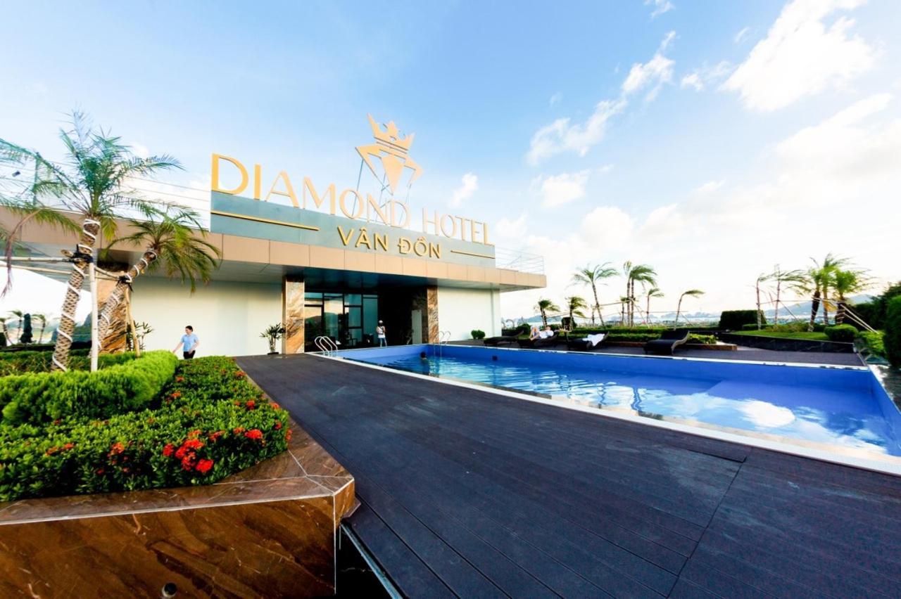Diamond Hotel Vân Đồn Cam Pha Extérieur photo